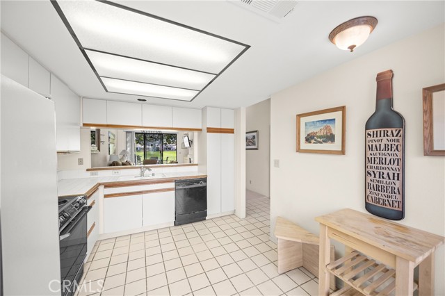 MLS #OC25256358 image #13