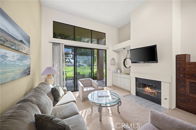 MLS #OC25256358 image #16