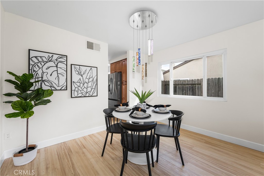 MLS #OC25256376 image #10