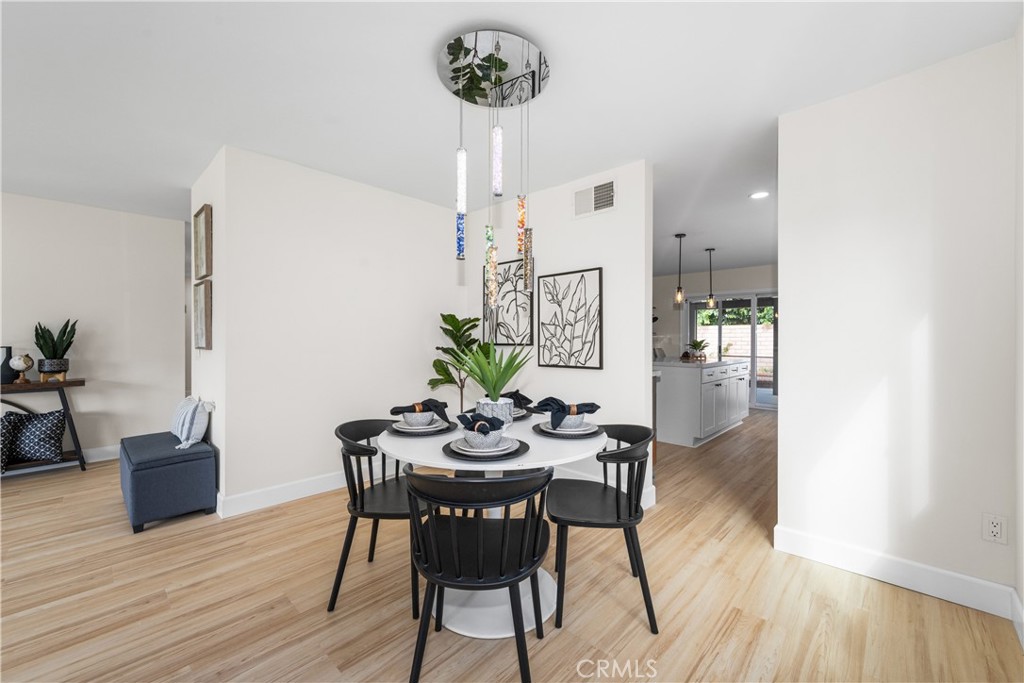 MLS #OC25256376 image #11