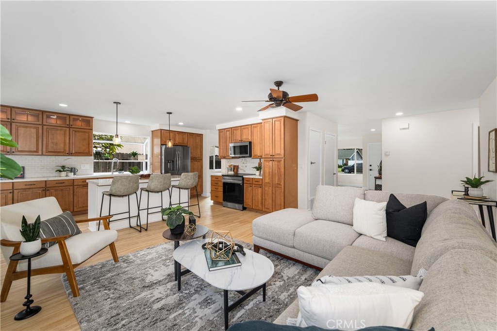 MLS #OC25256376 image #22