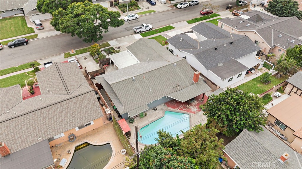 MLS #OC25256381 image #31