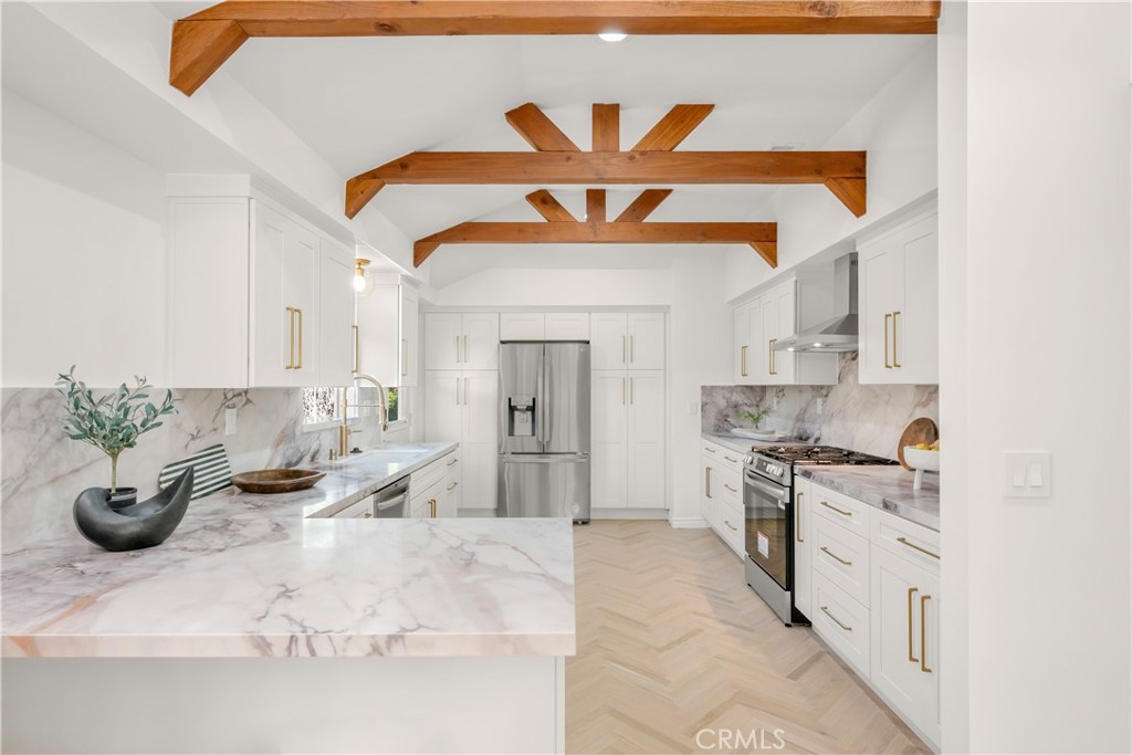 MLS #OC25256397 image #11