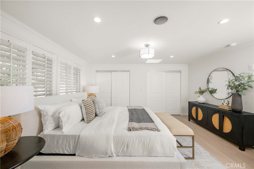 MLS #OC25256397 image #14