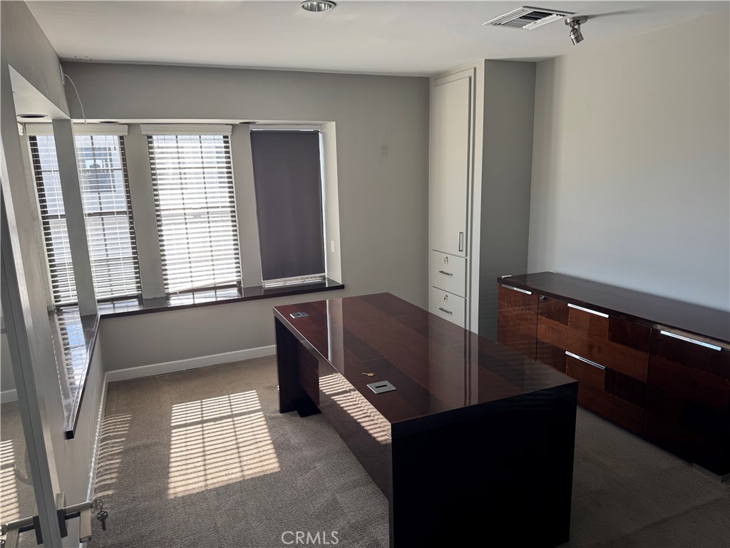 MLS #OC25256407 image #12