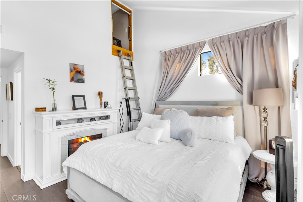 MLS #OC25256409 image #10