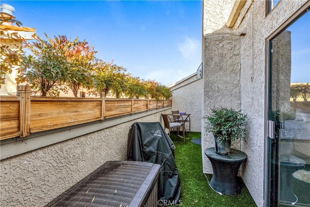 MLS #OC25256409 image #19