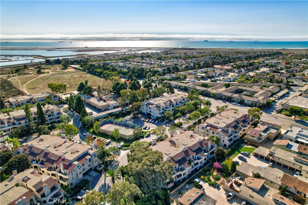 MLS #OC25256409 image #29