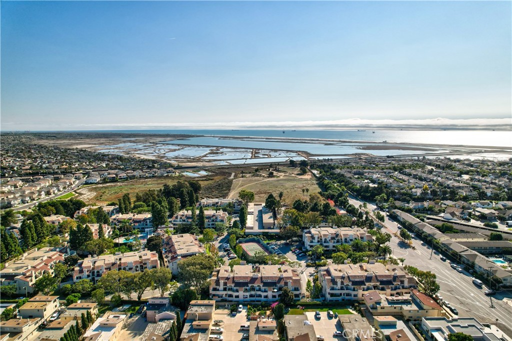 MLS #OC25256409 image #30