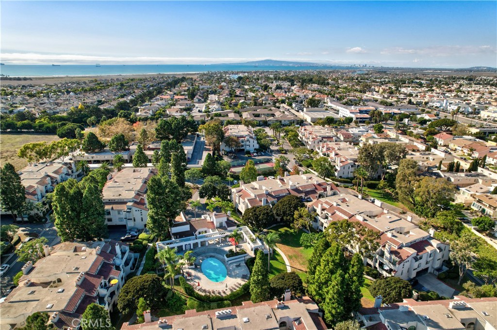 MLS #OC25256409 image #33