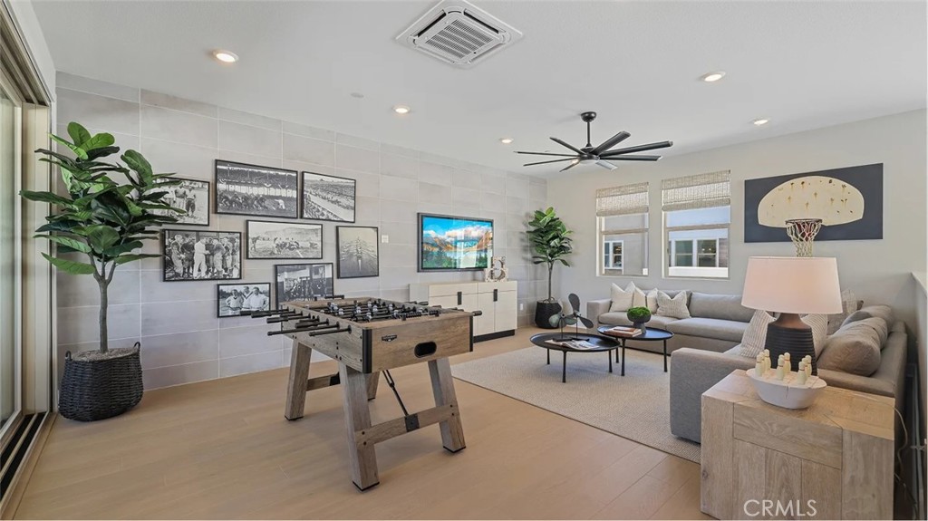 MLS #OC25256419 image #21