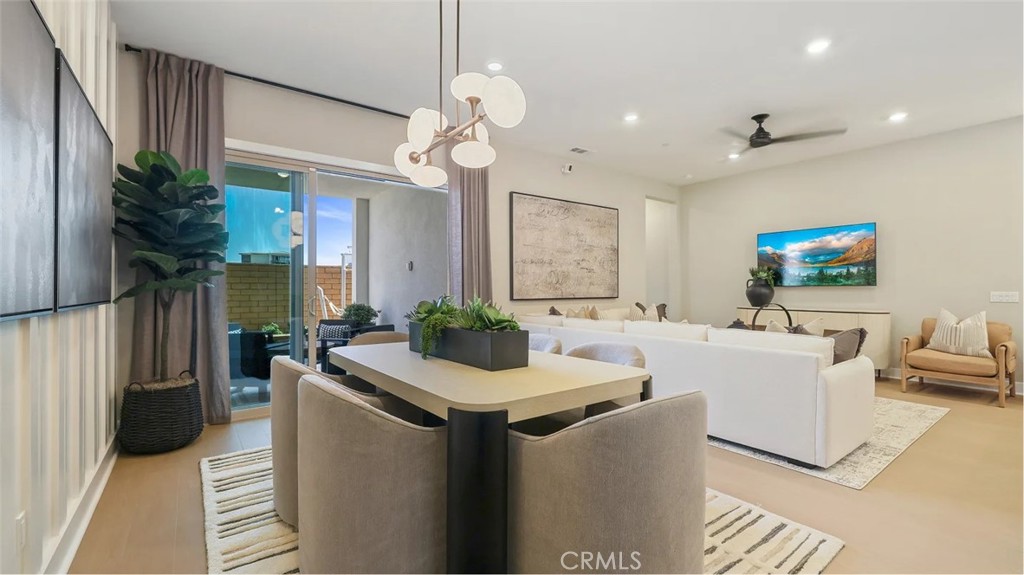 MLS #OC25256419 image #3