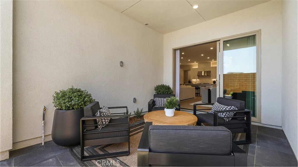 MLS #OC25256419 image #6