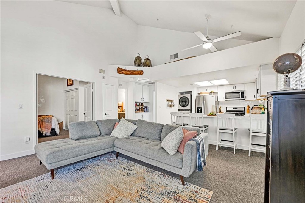 MLS #OC25256449 image #2