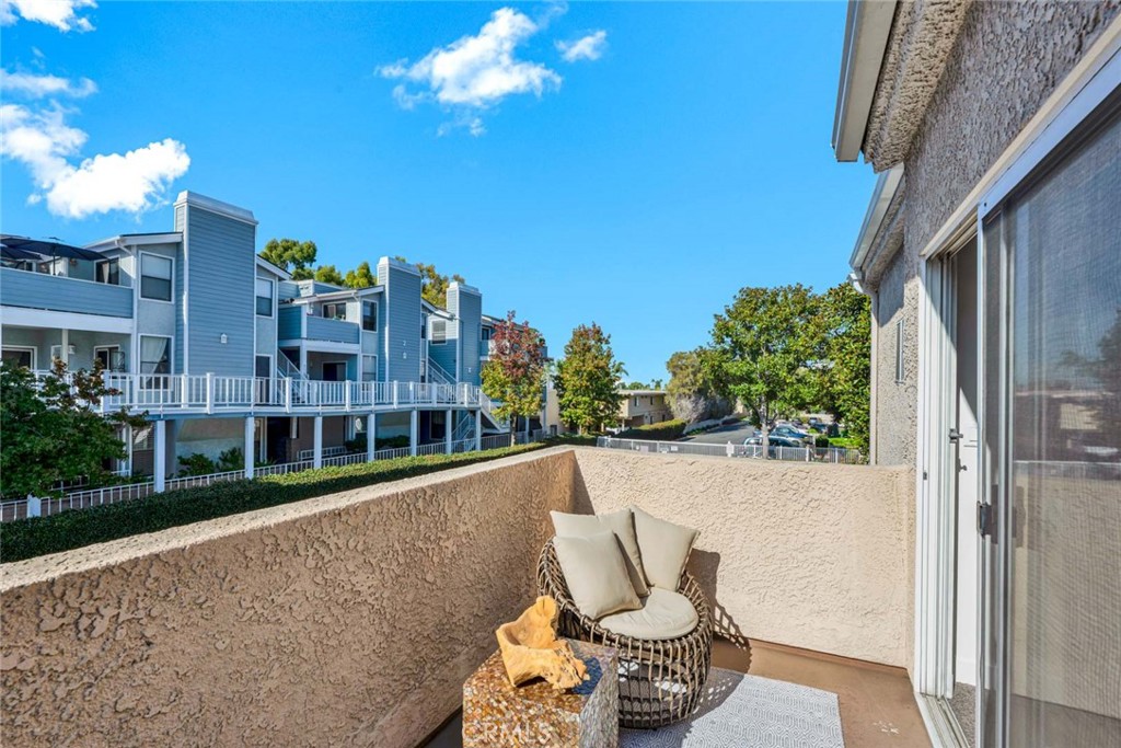 MLS #OC25256449 image #23