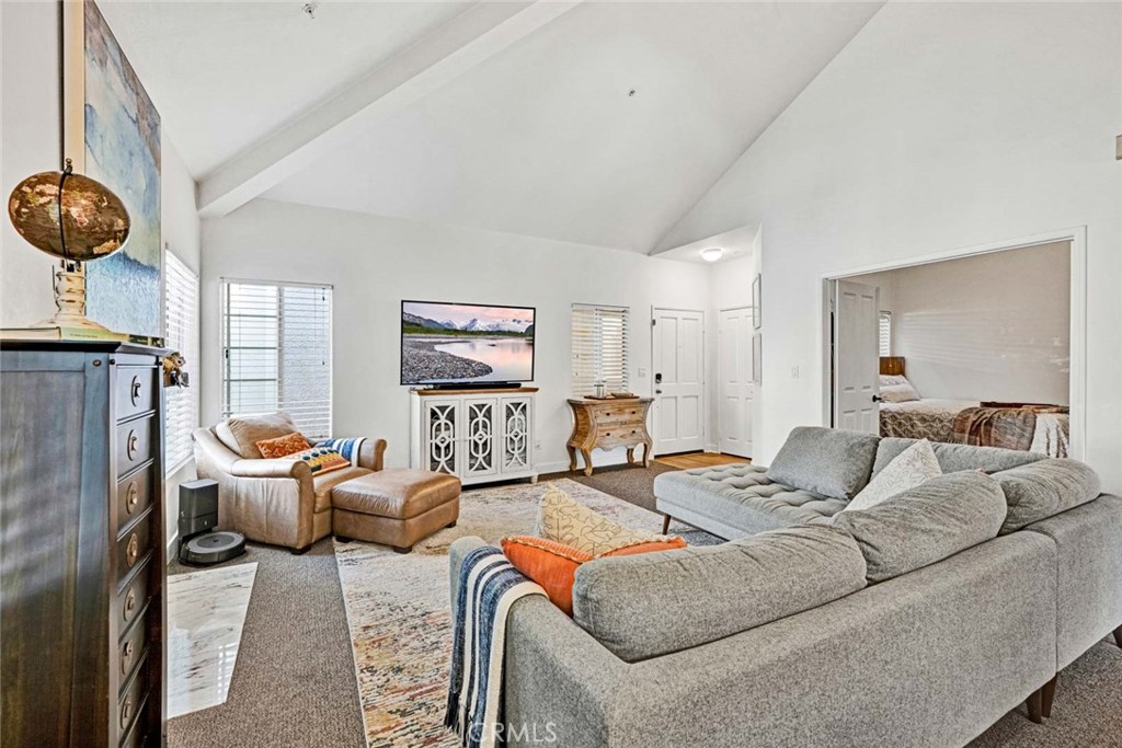 MLS #OC25256449 image #4