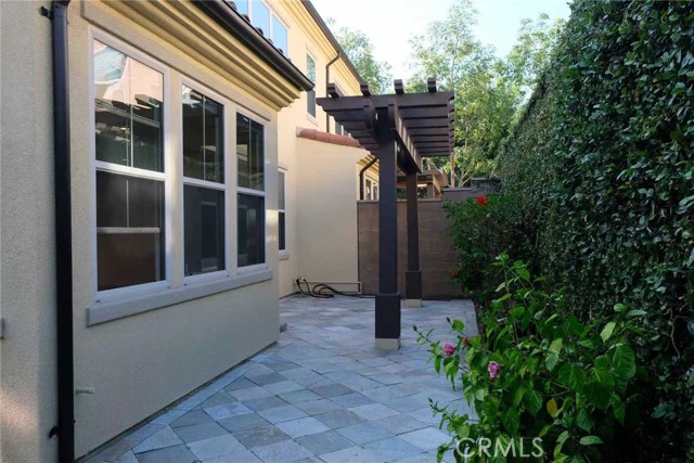 MLS #OC25256450 image #12