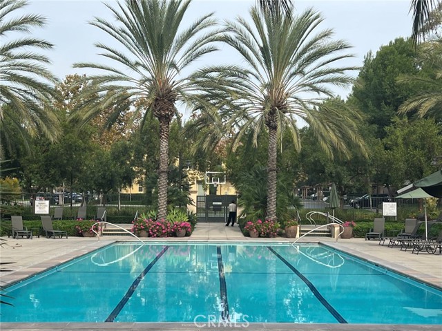 MLS #OC25256450 image #16