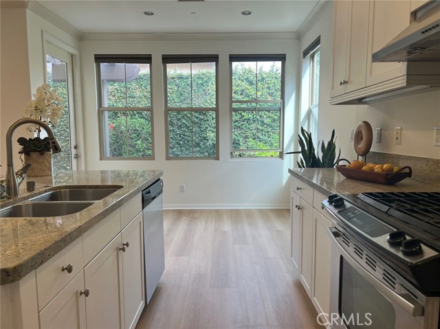 MLS #OC25256450 image #4