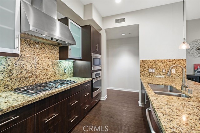 MLS #OC25256454 image #18