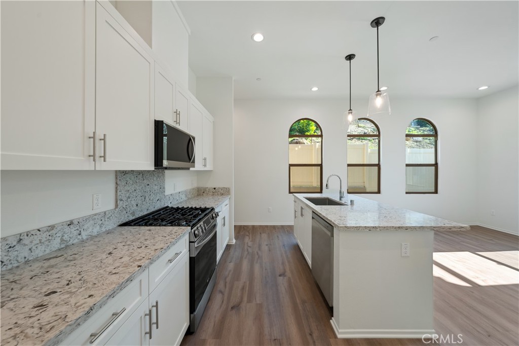 MLS #OC25256455 image #10