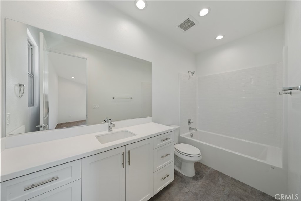 MLS #OC25256455 image #13