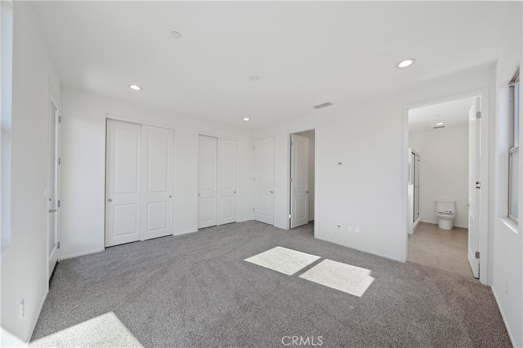 MLS #OC25256475 image #15