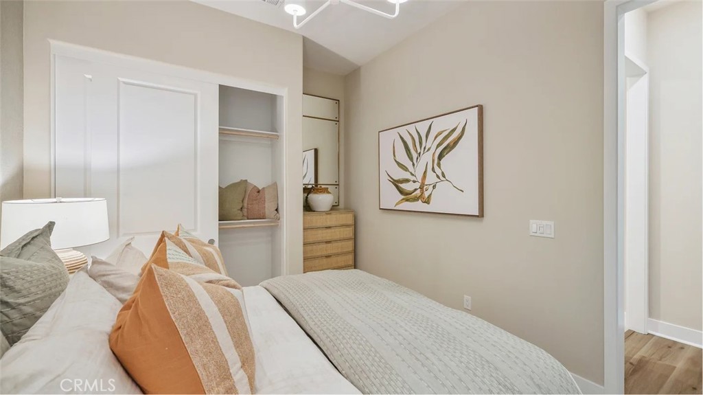 MLS #OC25256478 image #20