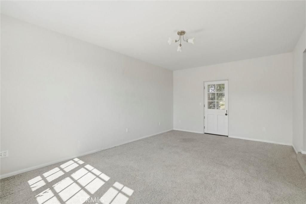 MLS #OC25256559 image #10