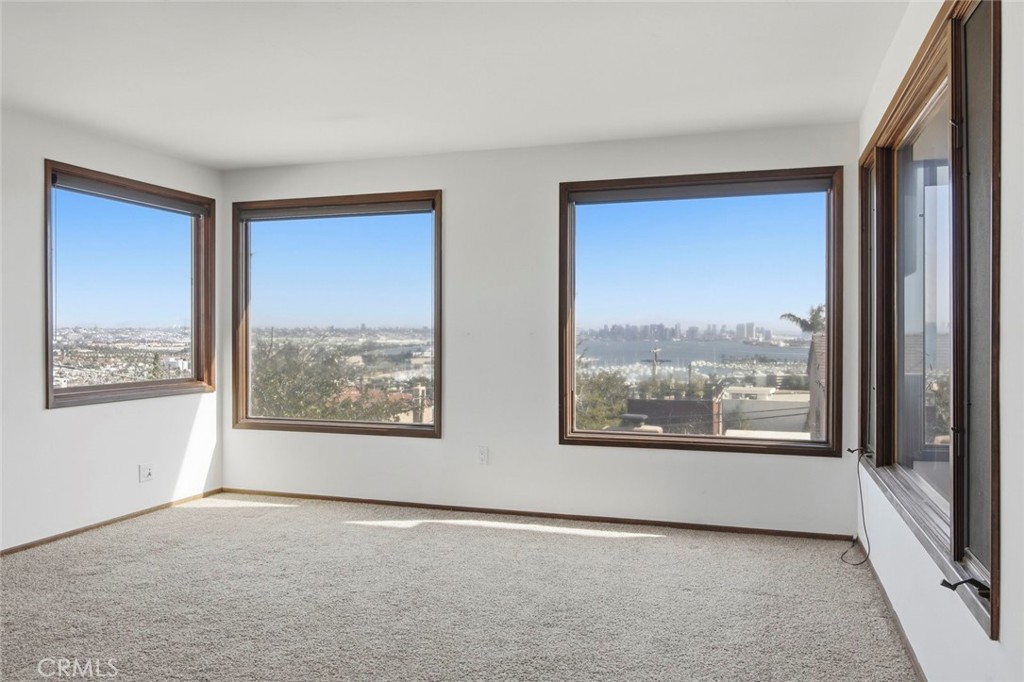 MLS #OC25256559 image #12