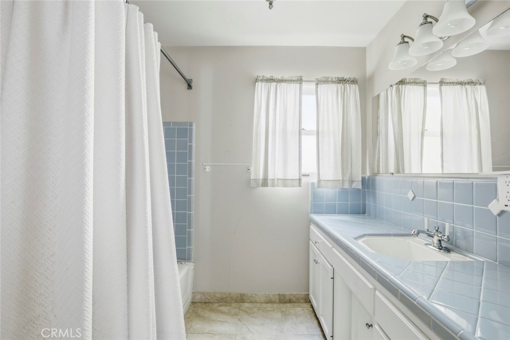 MLS #OC25256559 image #28