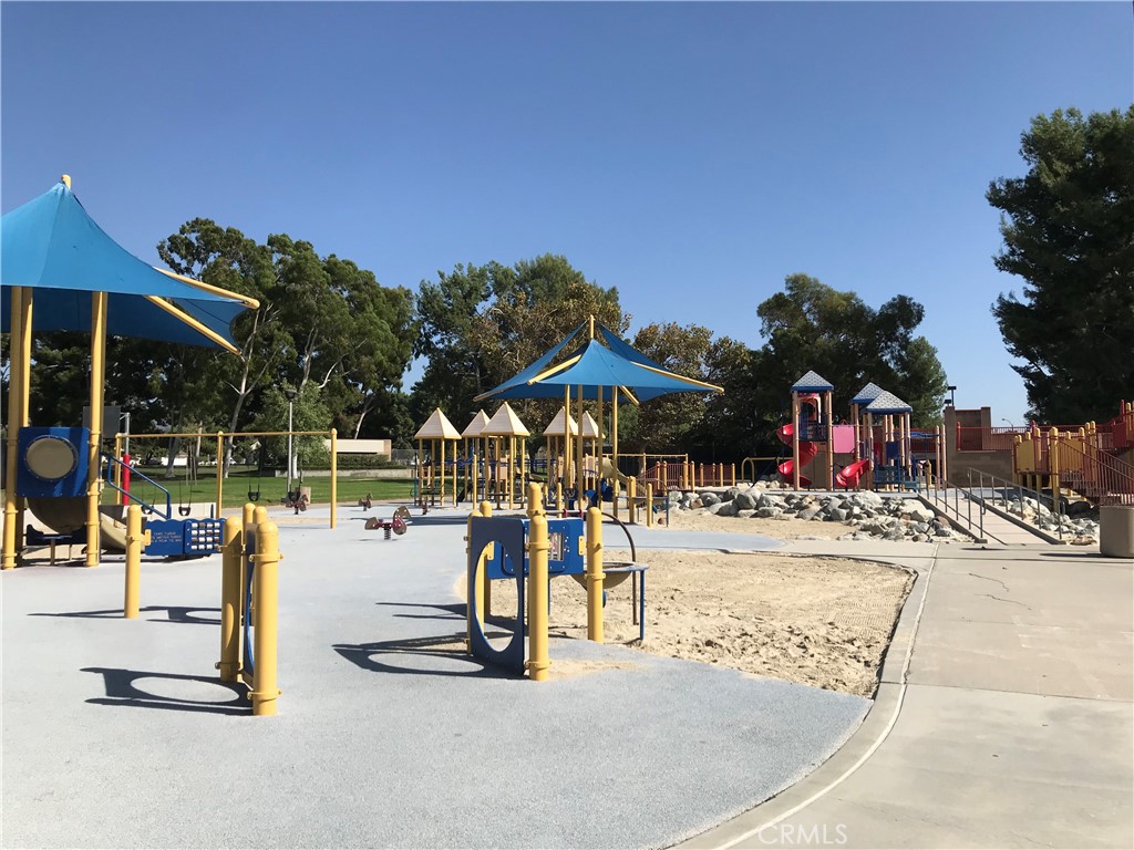 MLS #OC25256594 image #20