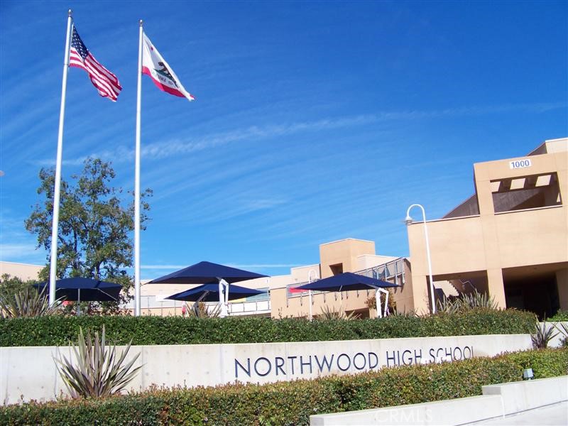 MLS #OC25256594 image #23