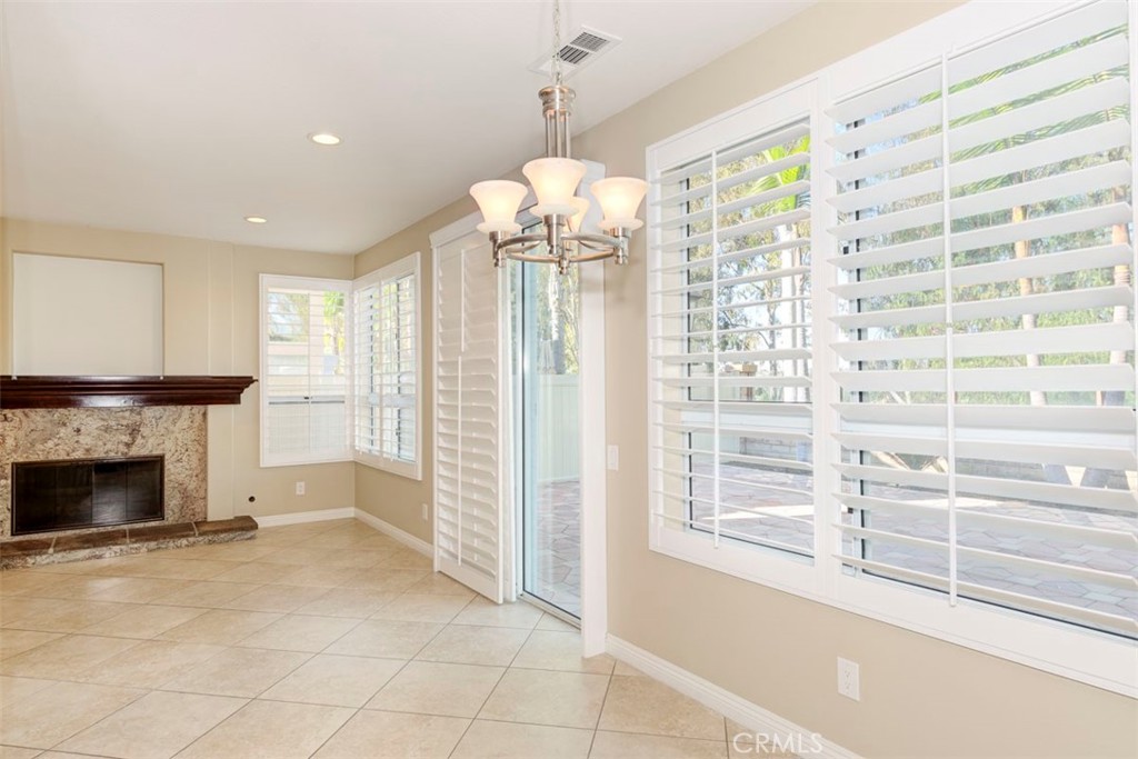 MLS #OC25256609 image #16