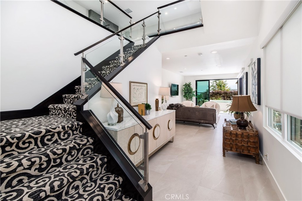 MLS #OC25256638 image #15