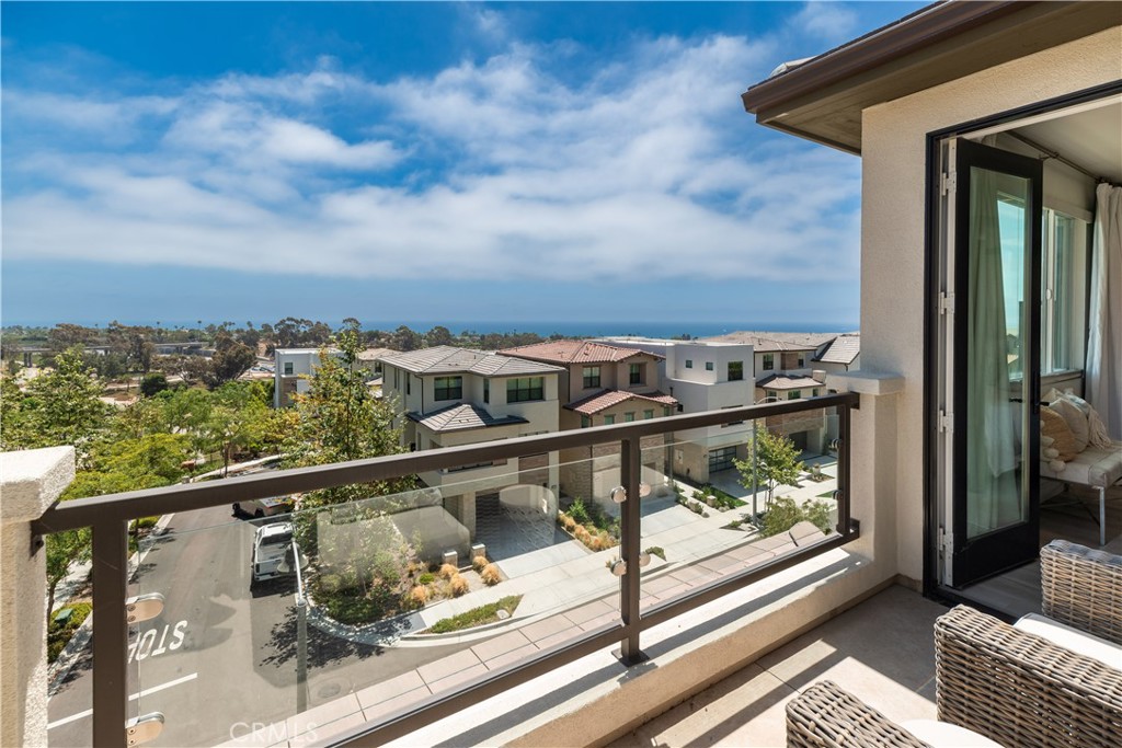 MLS #OC25256638 image #34