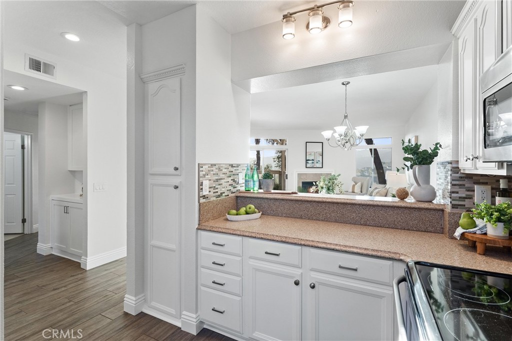 MLS #OC25256639 image #10