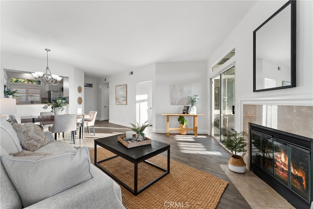 MLS #OC25256639 image #2