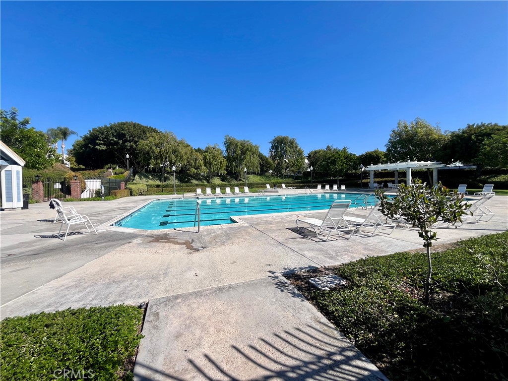 MLS #OC25256639 image #32