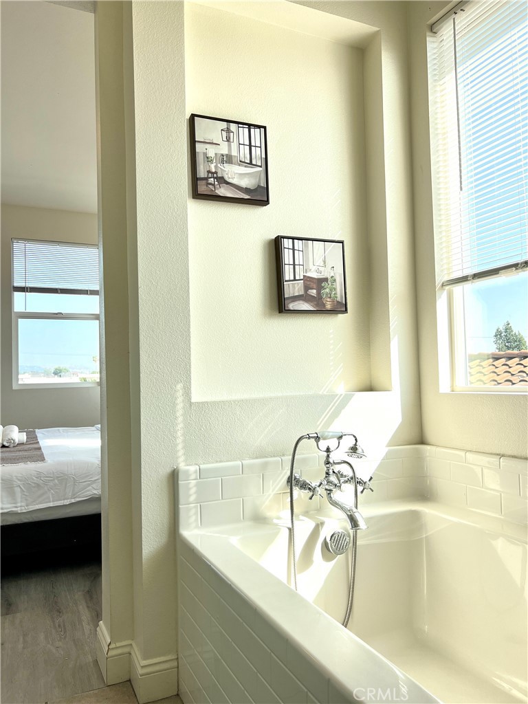 MLS #OC25256644 image #30