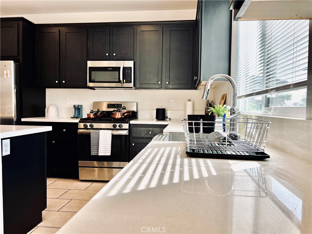 MLS #OC25256644 image #5