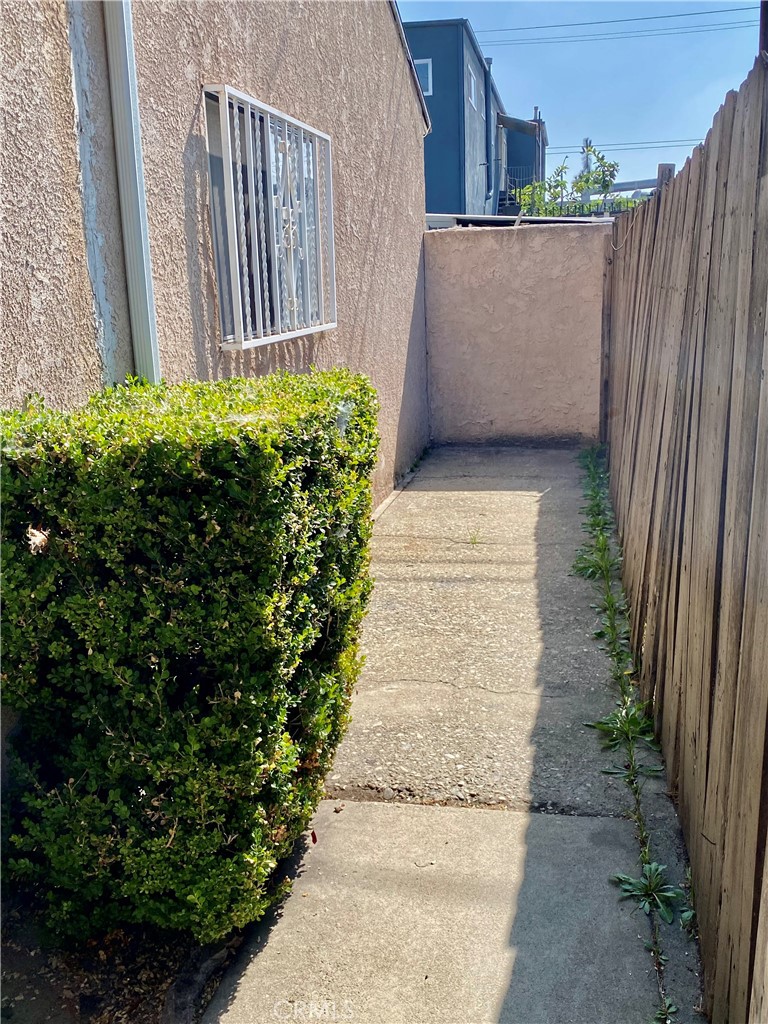 MLS #OC25256663 image #12