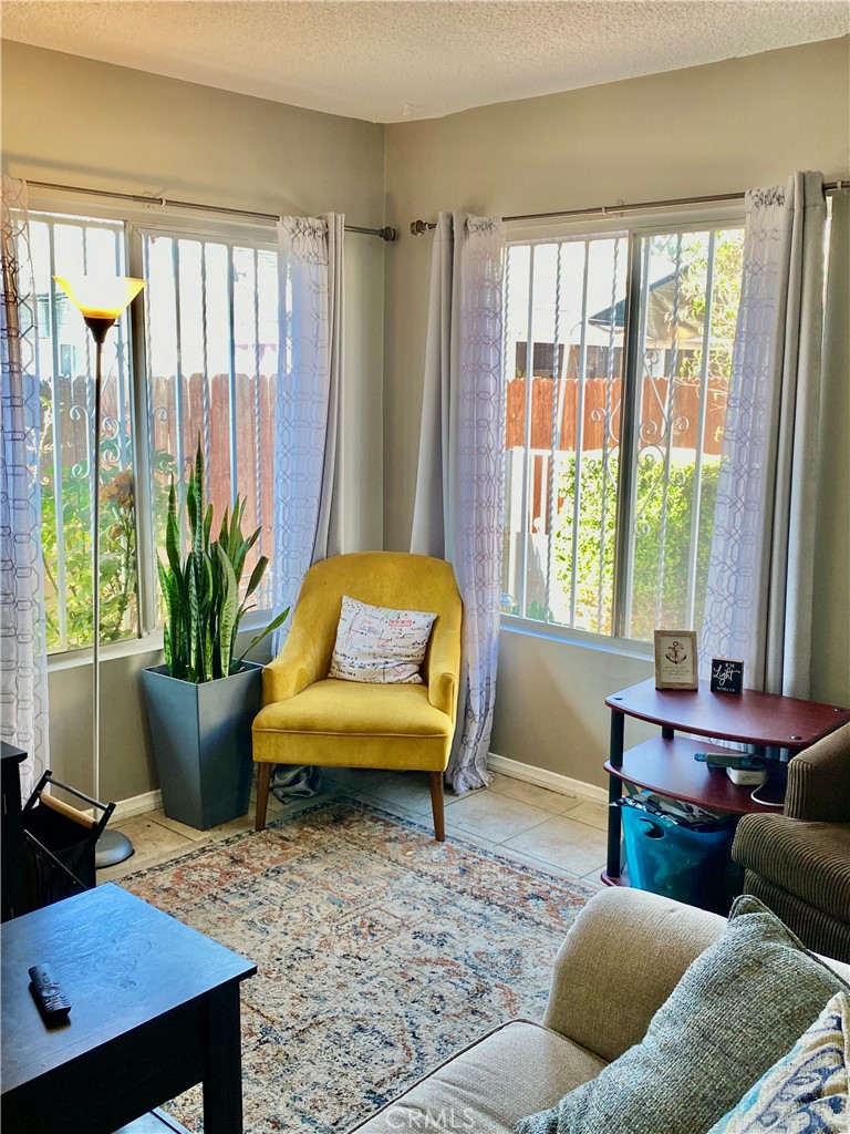 MLS #OC25256663 image #4