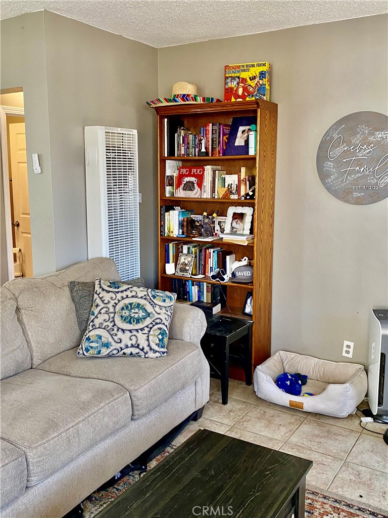 MLS #OC25256663 image #7