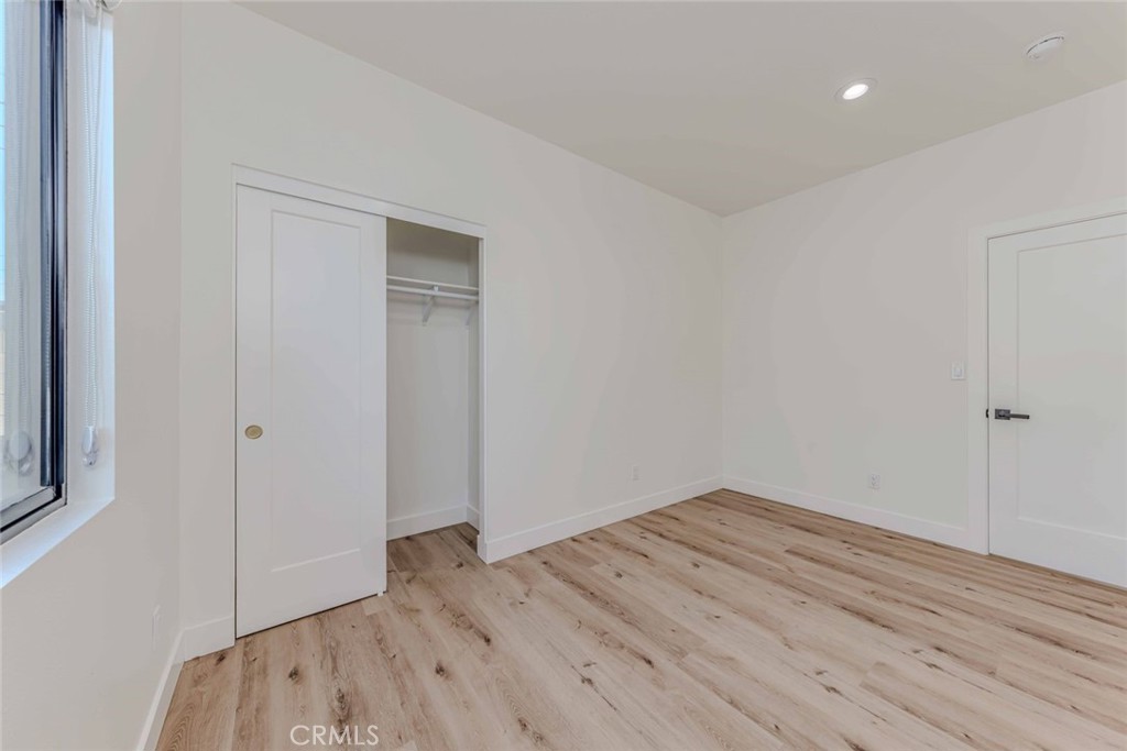 MLS #OC25256684 image #17