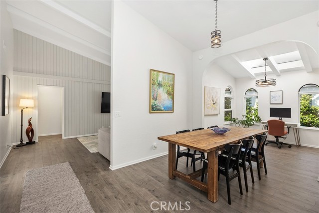 MLS #OC25256691 image #6