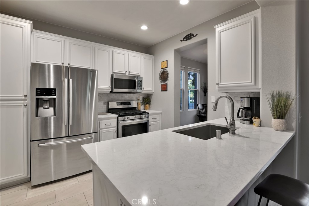 MLS #OC25256701 image #11