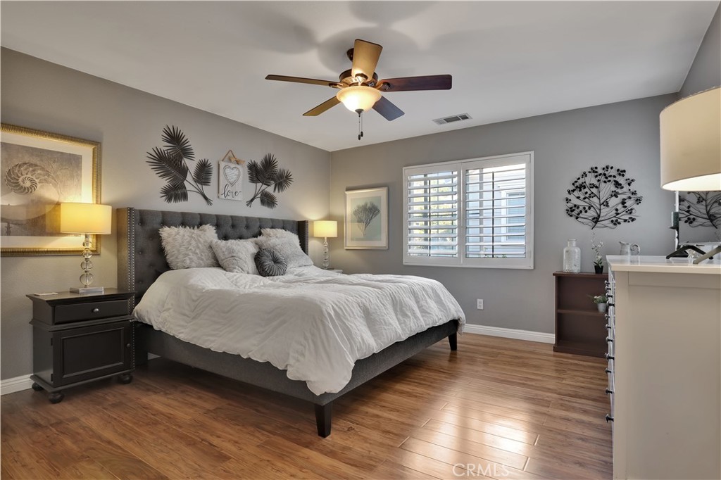 MLS #OC25256701 image #17