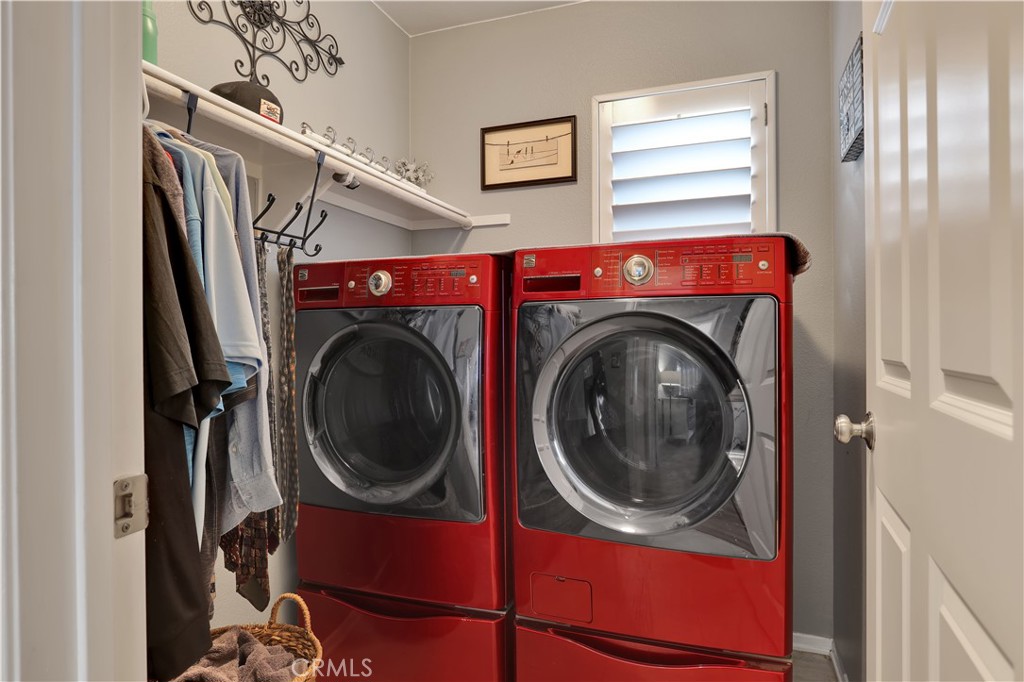 MLS #OC25256701 image #22