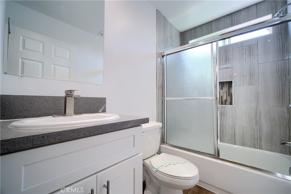 MLS #OC25256714 image #16